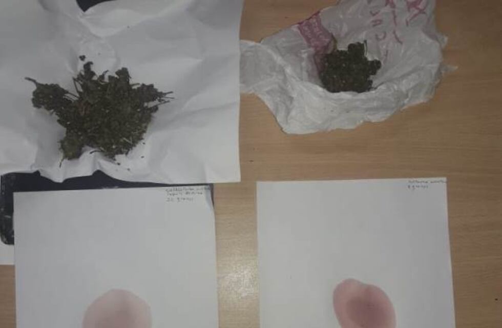 Tres jóvenes intentaron ingresar drogas ocultas en alimentos a un detenido en Posadas