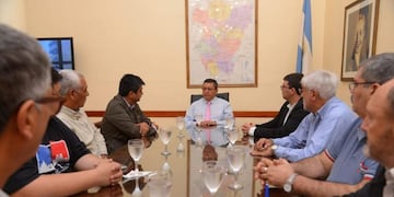 El Ministro Monteros recibió a delegados de La Cocha para discutir el Plan de Trabajo.