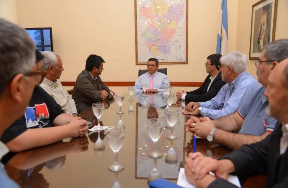 Delegados de La Cocha se reunieron con el ministro del Interior
