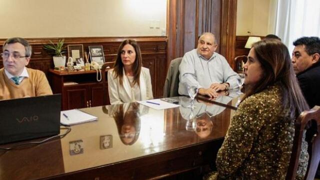 Paritarias: gremios estatales fueron recibidos en Casa de Gobierno