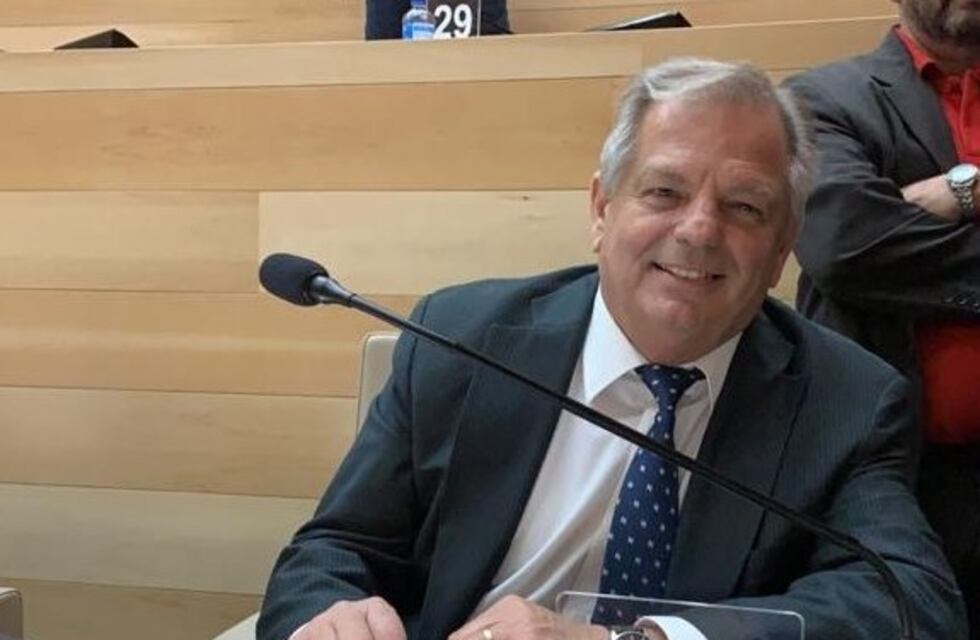 Alberto Ambrosio: “Yo soy firmante del proyecto, lo acompaño y no le saco el cuero”