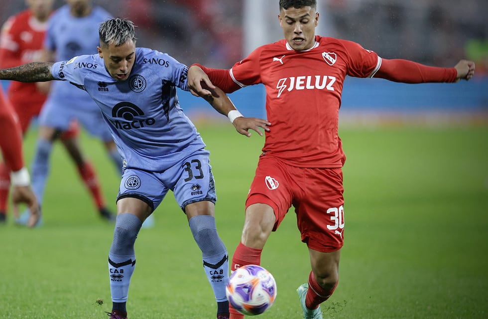 Video: polémicas por los penales y una mala tarde; así fue la derrota de Belgrano ante Independiente