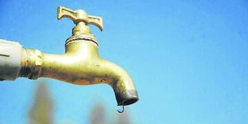 El intendente peronista de Lavalle, Roberto Rigui propone municipalizar algunos servicios como el del agua. Imagen ilustrativa