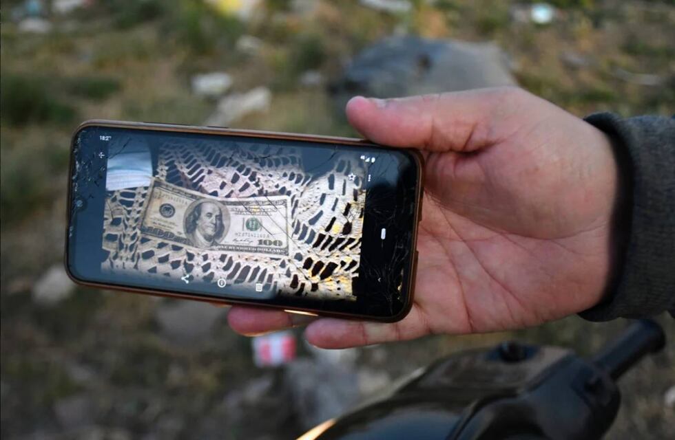 Por la búsqueda de dólares en un basural, pusieron vigiladores en Las Parejas