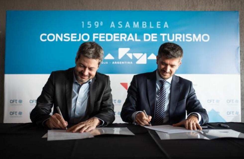 Lammens y Giobellina firmaron un convenio para revalorizar la hostería Escaba