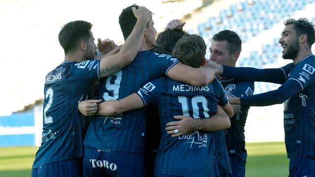 Independiente Rivadavia jugará ante Vélez en el estadio Juan Gilberto Funes en San Luis, por la Copa Argentina.