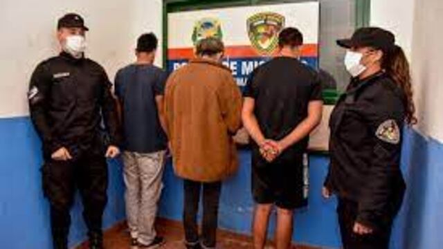 Muerte en Miguel Lanús: un joven de 23 años falleció de un disparo e investigan su deceso.