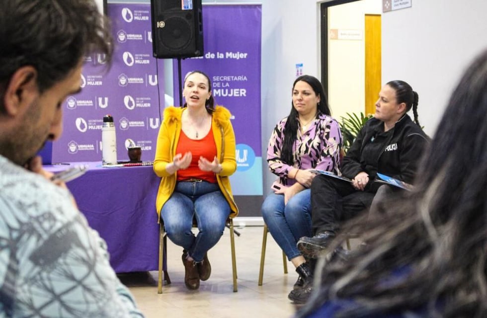 Violencia de Género: Se vivió gran acompañamiento en los Foros participativos en la Casa de la Mujer