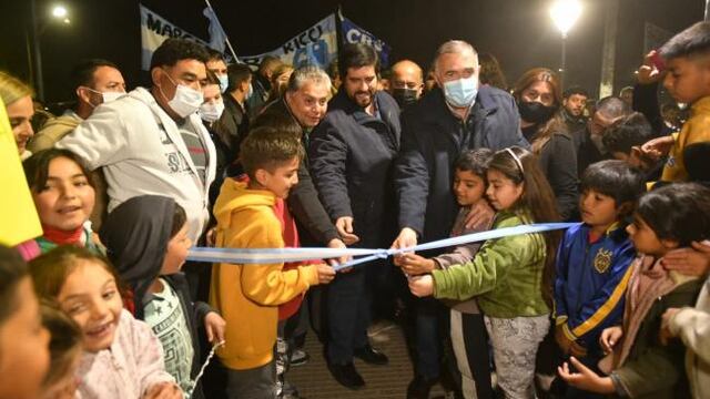 Jaldo inauguró una plaza en el Barrio 143 Viviendas de la capital