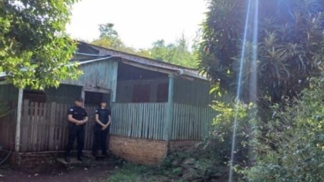 Atroz homicidio en Cerro Azul: asesinó a su abuelo y se acostó a descansar.