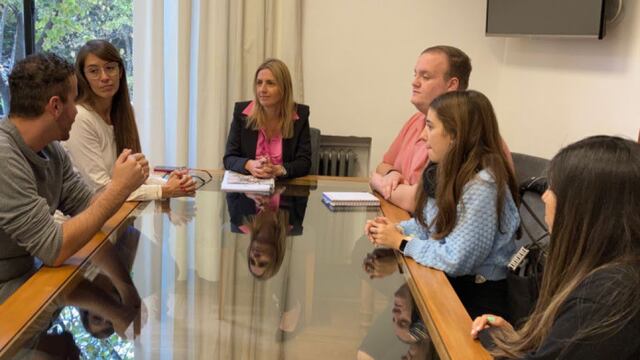 “Es esencial incentivar la participación activa de los jóvenes en las instituciones, la experiencia es fundamental para la formación ciudadana”, afirmó la presidenta del Concejo Dleiberante.