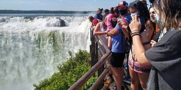 Puerto Iguazú: este sábado, las Cataratas ya recibieron a casi 9.000 turistas