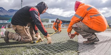 Ushuaia: se están llevando a cabo trabajos para la puesta en valor de la cancha “Hugo Lumbreras”
