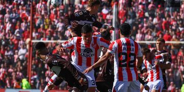 Instituto - Platense se enfrentan en Alta Córdoba por la fecha 10 del Torneo de la Liga Profesional