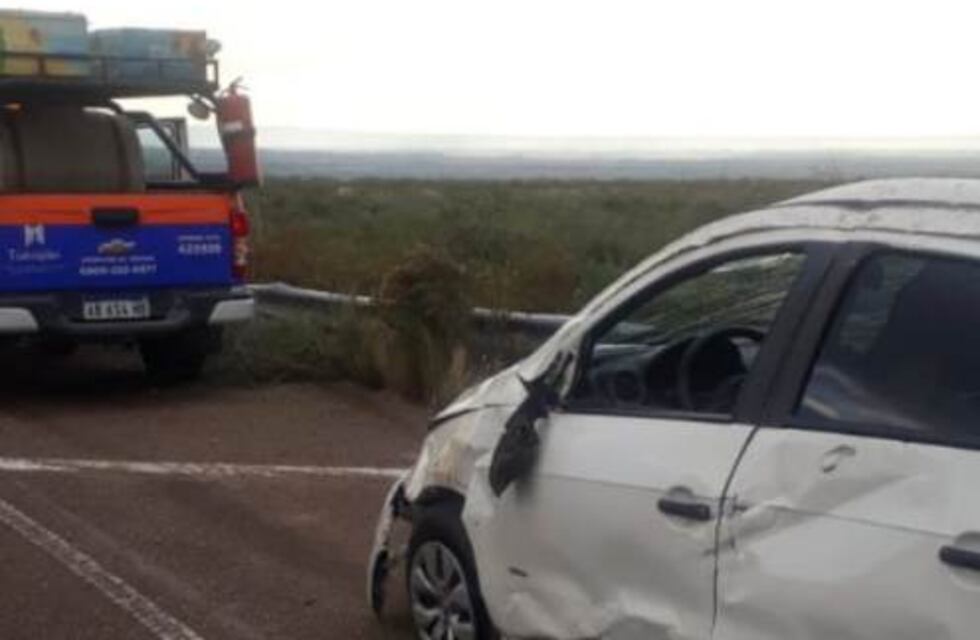 Volcó su auto en Tunuyán y lo dejó abandonado