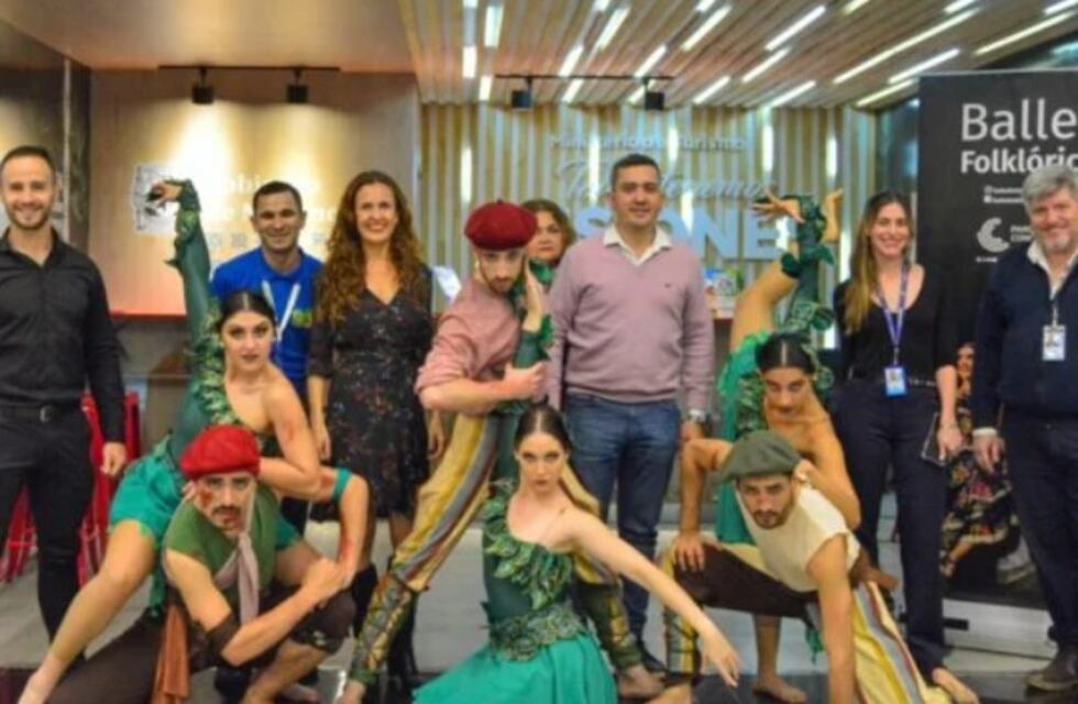 Cálida bienvenida a los turistas en el Aeropuerto Internacional Catataras del Iguazú