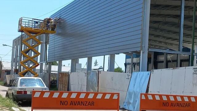 Imágenes publicadas por Luis Kijawinsky para demostrar el avance en la obra de Sportivo Norte