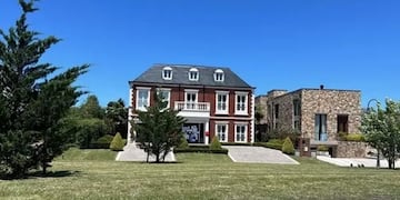 El arquero del seleccionado posee una bellísima casa en Inglaterra