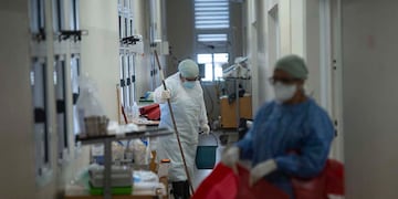 Gran parte de los profesionales deben acudir al pluriempleo. (Facundo Luque)