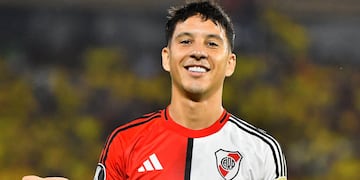 Driussi celebra su gol ante Barcelona de Ecuador. (River).
