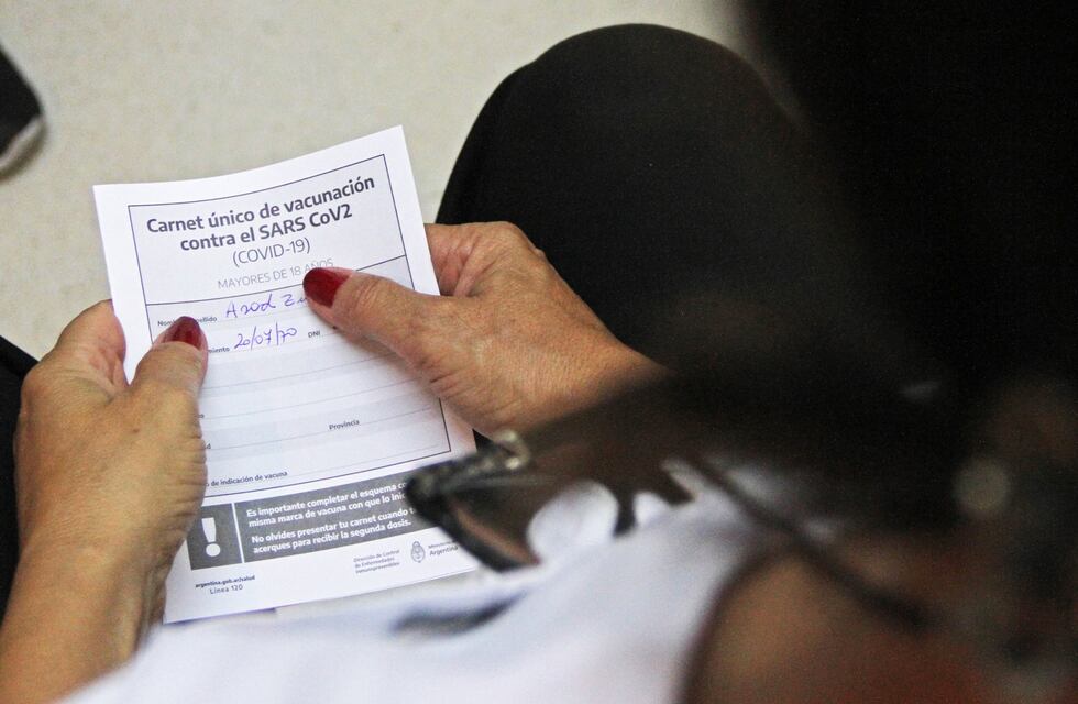 Santa Fe tuvo 1.382 nuevos casos de coronavirus y 17 muertes