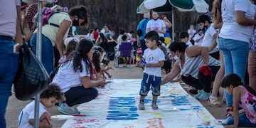 Conmemoran la semana del Prematuro en la costanera de Posadas.