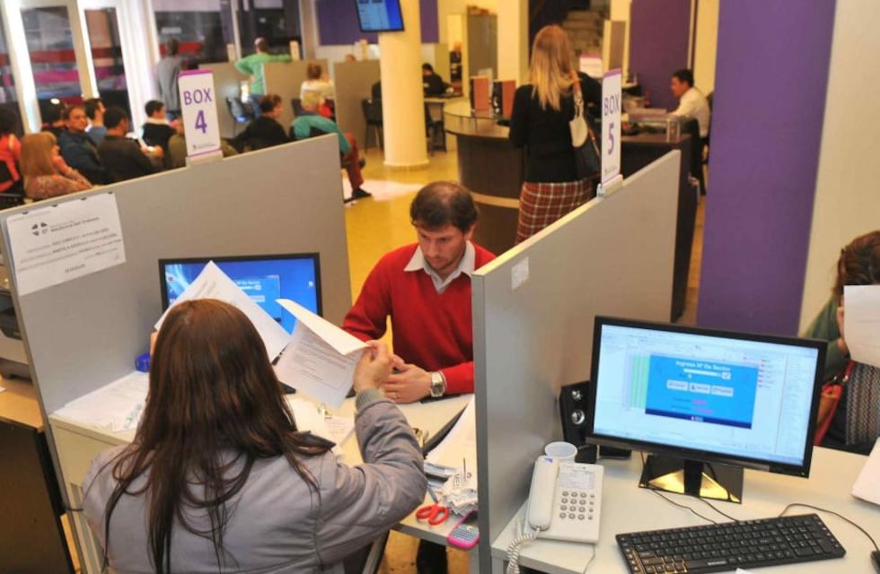 Bono de fin de año: los empleados estatales estarán recibiendo un pago extraordinario de $20.000