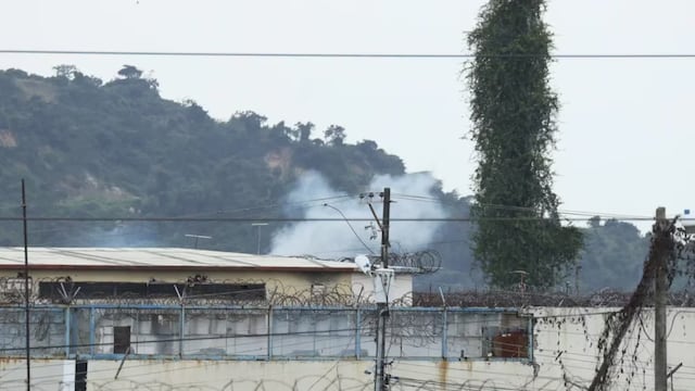 Desde el fin de semana se registraron violentos episodios en la Penitenciaría del Litoral, Ecuador. Foto: EFE / Jonathan Miranda.
