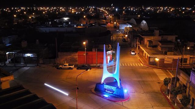 Monumento a Los Orígenes Arroyito