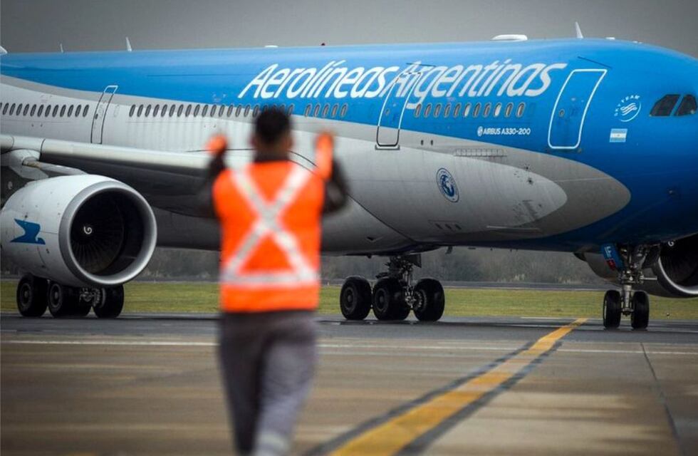 Pilotos de Aerolíneas Argentinas confirman medidas de fuerza: qué pasará con los vuelos