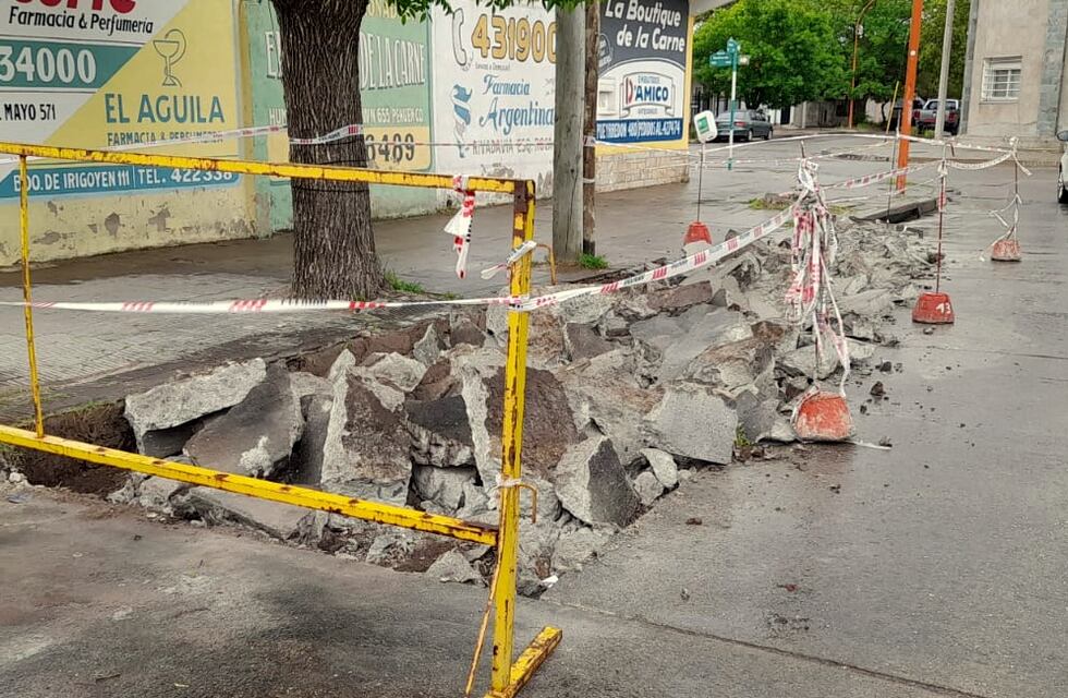 Reparaciones de pavimento articulado y paños de hormigón