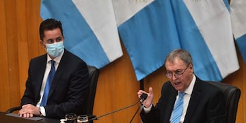 El Gobernador retoma funciones. Manuel Calvo, el vice, estuvo a cargo del Ejecutivo (La Voz).