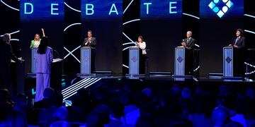 Concluyó el primer debate presidencial obligatoria, realizado en Santiago del Estero. (Clarín)