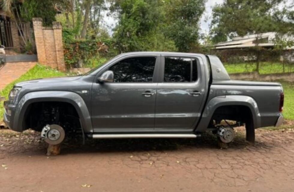 Insólito: protagonizó un accidente en Oberá y expresó que le habían robado las cubiertas para evadir la responsabilidad