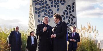Javier Milei y Martín Llaryora en el Centro Cívico de Córdoba. (Gentileza)