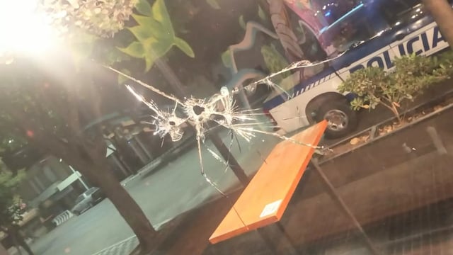 Los balazos fueron disparados por tres encapuchados.