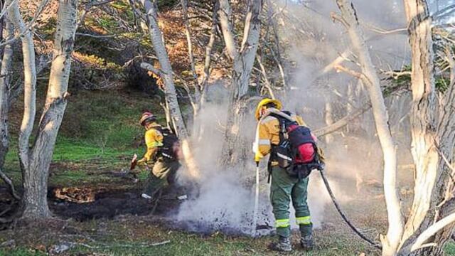 Extinguieron un nuevo foco de incendio en cercanías a la Reserva Natural Provincial