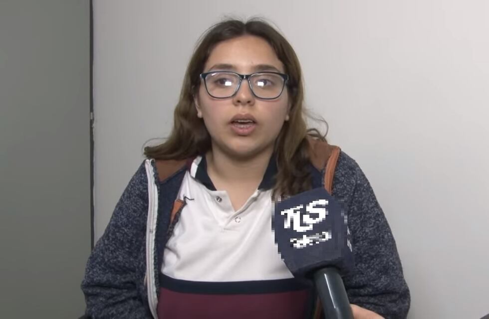 Una joven denunció públicamente por acoso sexual a su profesor de la escuela