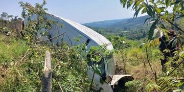 Siniestro vial se cobra la vida de un automovilista en Pozo Azul.