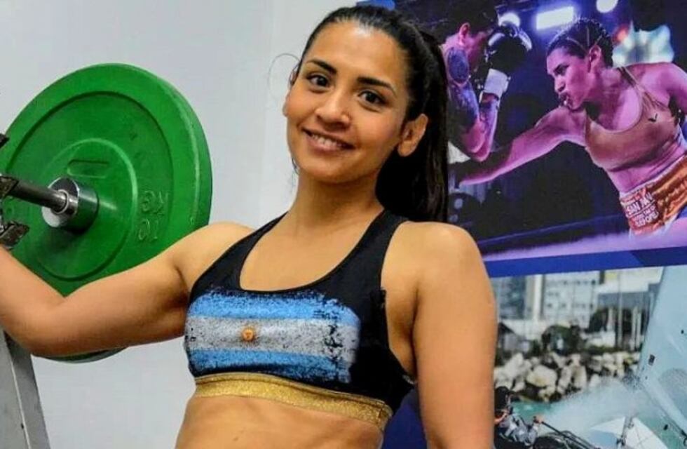 La púgil sanjuanina Leonela Yúdica logró el título mini mosca de la CMB