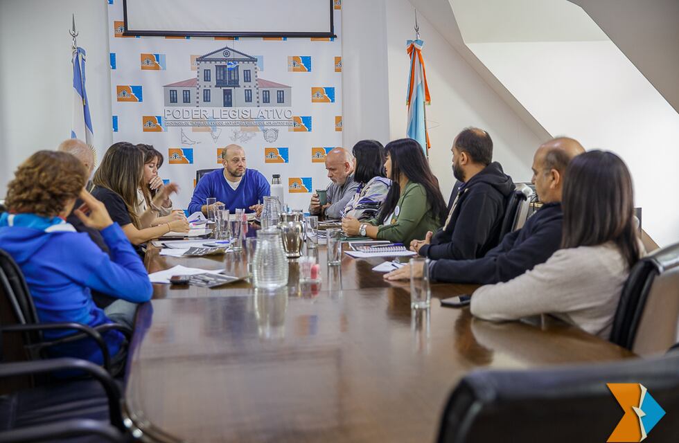 Trentino presidió el primer encuentro 2023 de la Comisión de Parlamento Patagónico