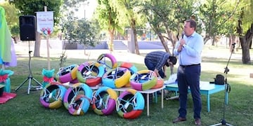 Reciclan juguetes para entregar en Navidad a 12 Jardines Maternales municipales.