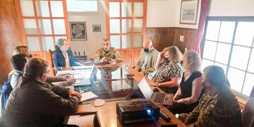 Encuentro de autoridades para gestionar el tratamiento de residuos antárticos