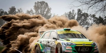 Mario Baldo, a fondo en su Hyundai Rally2, de la primera división del Rally Argentino.