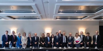 Rio Tinto confirmó que mantendrá y ampliará sus proyectos de litio Fénix y Sal de Vida en el salar del Hombre Muerto.