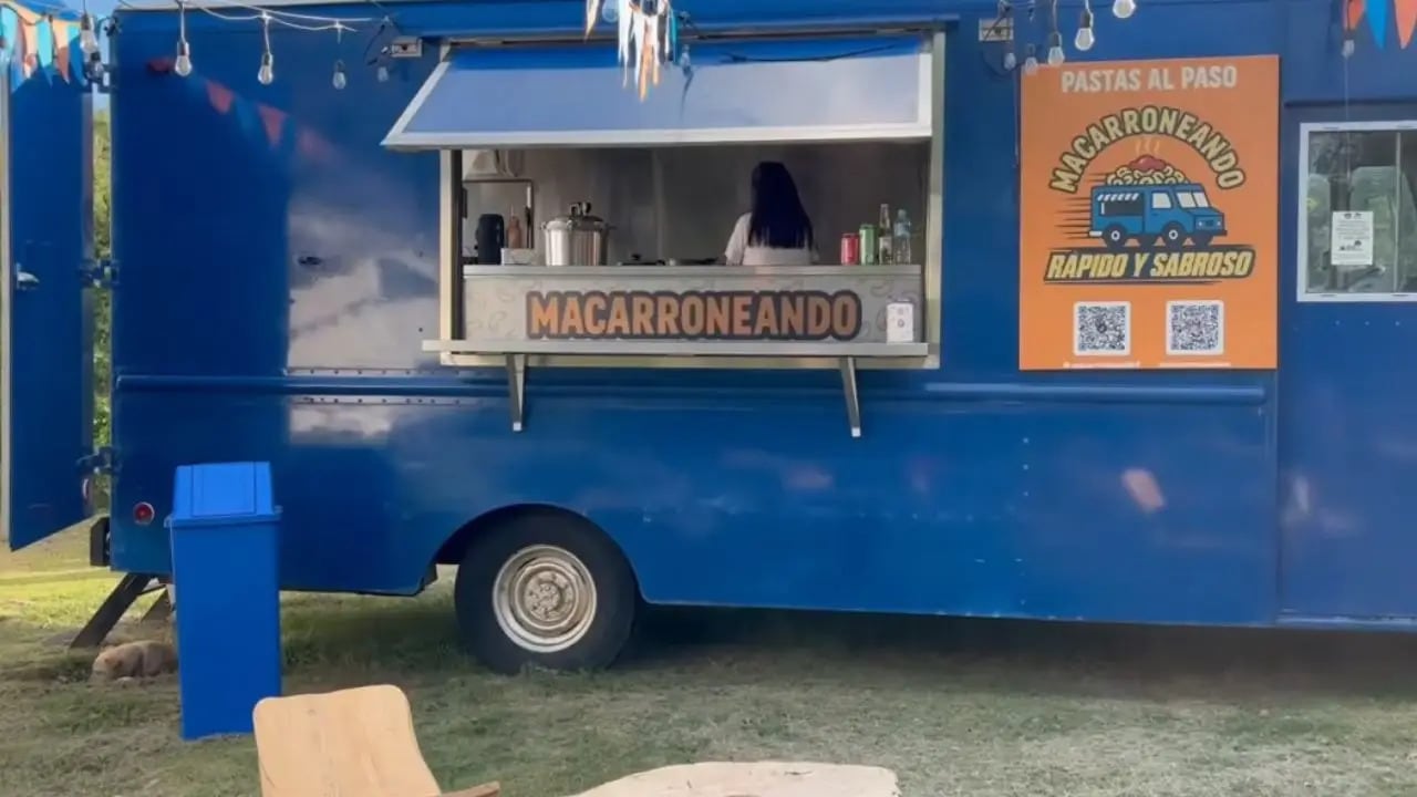 El negocio de Axel lejos de la música