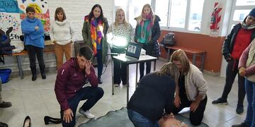 Continúan las capacitaciones en RCP y primeros auxilios para empleados de la Municipalidad de Tres Arroyos