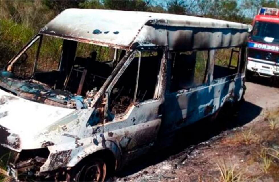 Concepción del Uruguay: hallaron una persona sin vida en una camioneta incendiada