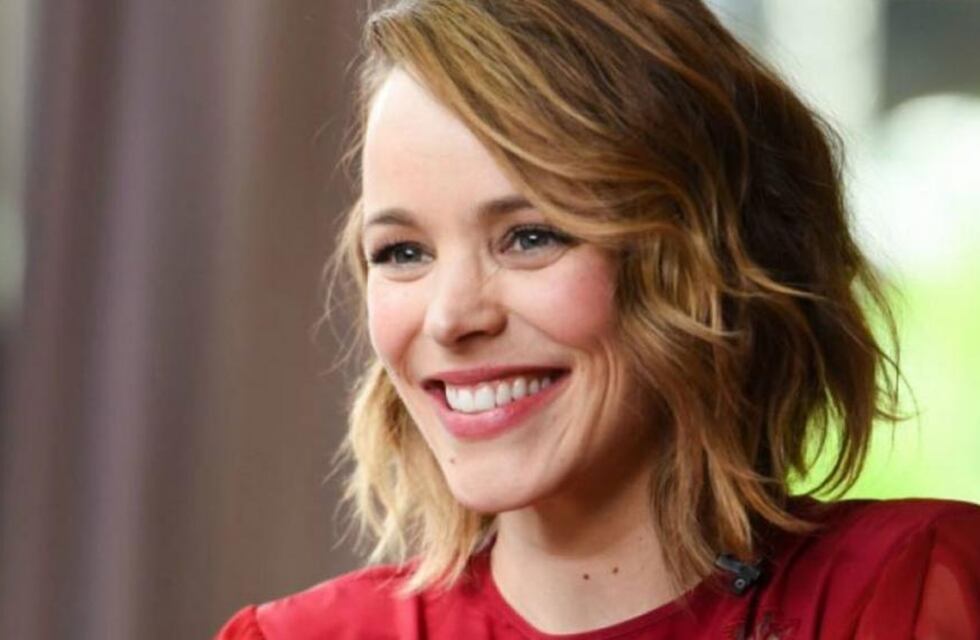 Sin prejuicios ni retoques: Rachel McAdams mostró con orgullo su cuerpo posparto