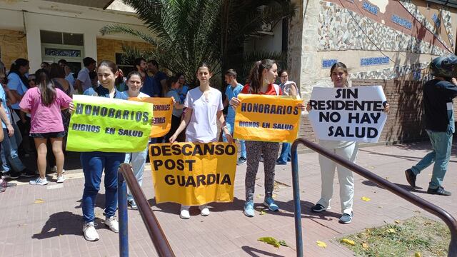 Médicos de Rafaela se manifestaron y reclamaron mejores honorarios y condiciones de trabajo
